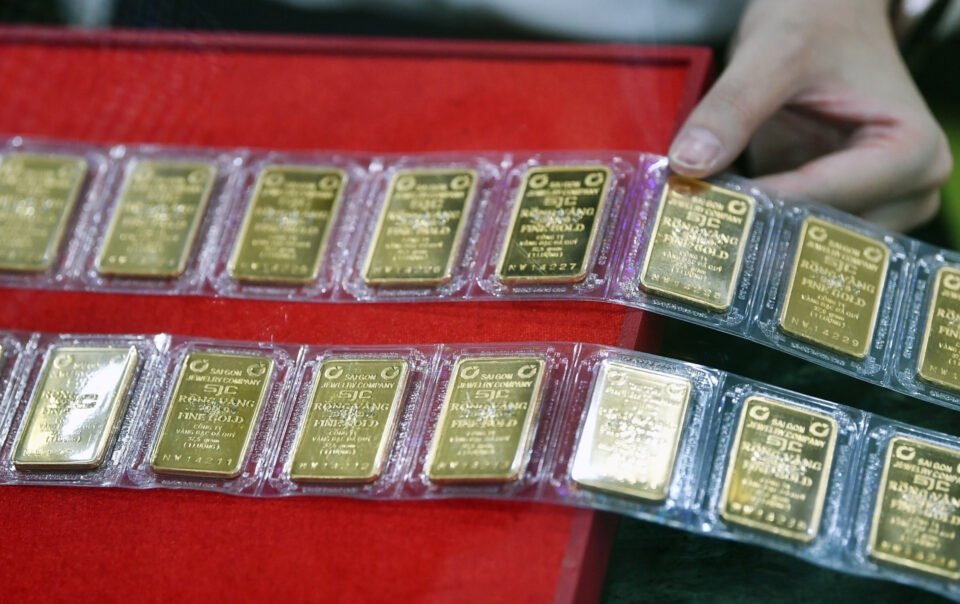 gia-vang-hom-nay-20/10/2025:-ap-luc-chot-loi,-canh-bao-bien-dong-manh