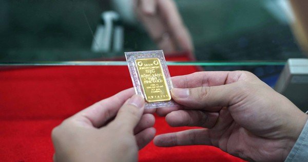 gi&aacute;-v&agrave;ng-h&ocirc;m-nay-2010.2025:-c&ocirc;ng-ty-tang-gi&aacute;-mua-v&agrave;ng-mieng-sjc