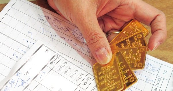 x&oacute;a-bo-doc-quyen,-gi&aacute;-v&agrave;ng-trong-nuoc-cao-hon-the-gioi-15-trieu-dong