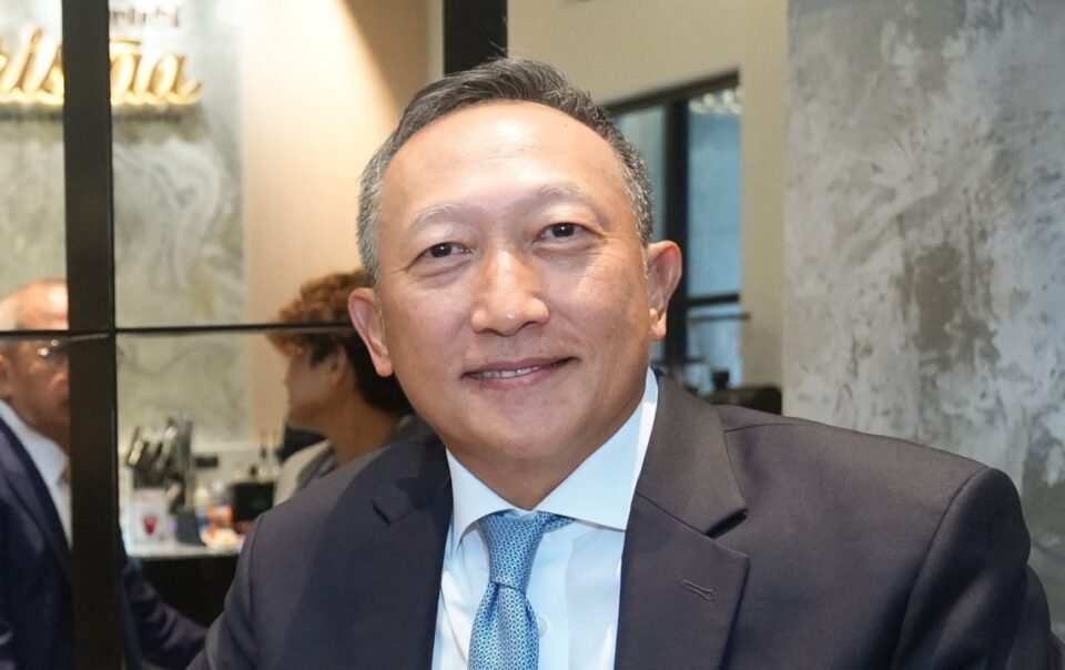 thu-truong-thai-lan-bi-cao-buoc-lien-quan-lua-dao-truc-tuyen