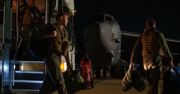 &ocirc;ng-trump-n&oacute;i-sap-toi-se-chong-ma-t&uacute;y-tr&ecirc;n-bo,-venezuela-canh-b&aacute;o