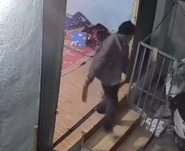 chem-hai-nguoi-trong-thuong-vi-ghen