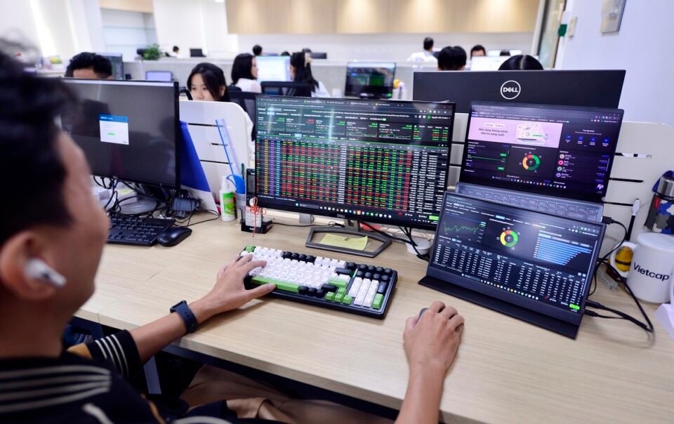 se-cho-phep-cong-ty-chung-khoan-quoc-te-dat-lenh-truc-tiep?