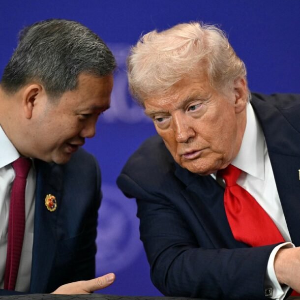 my-bo-cam-van-vu-khi-voi-campuchia