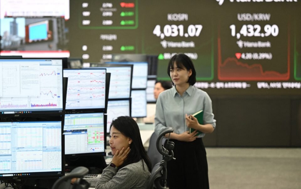 chung-khoan,-gia-dau,-vang-chuyen-dong-sau-thoa-thuan-my-–-trung