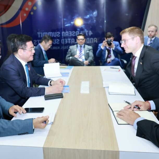 bo-truong-cong-thuong-de-nghi-day-nhanh-hoan-tat-hiep-dinh-thuong-mai-doi-ung-cong-bang-voi-my