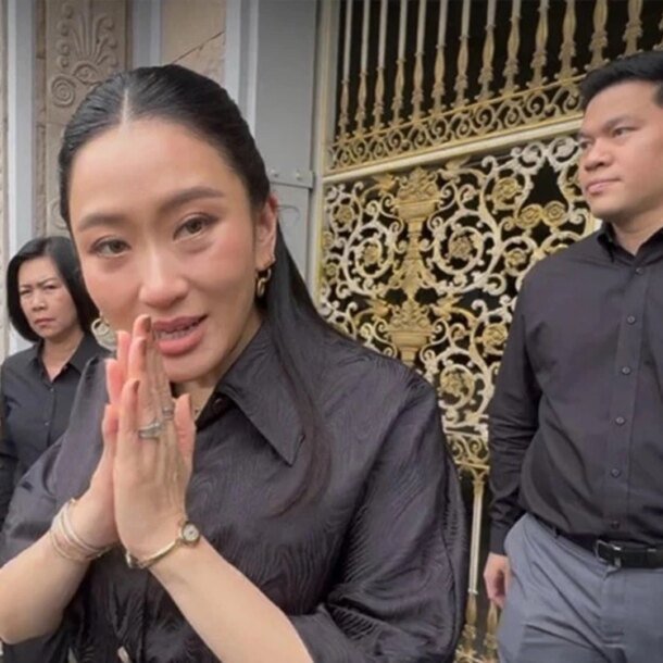 ba-paetongtarn:-ong-thaksin-dau-buon-vi-khong-the-den-vieng-vuong-thai-hau-sirikit