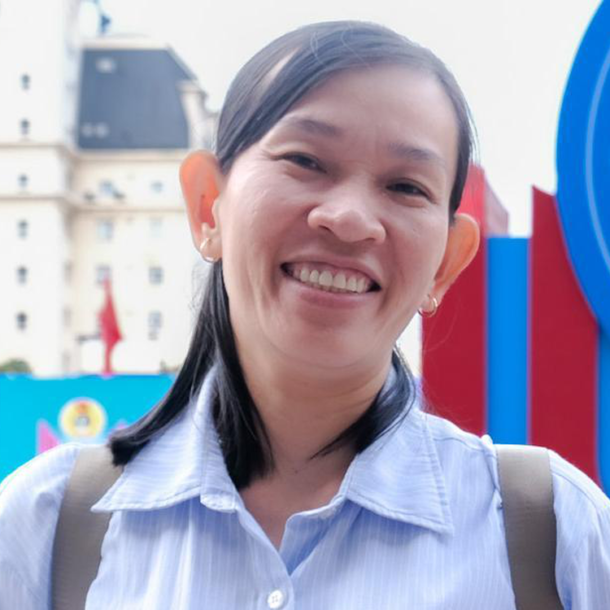 cong-nhan-chon-sang-tao-va-lam-loi