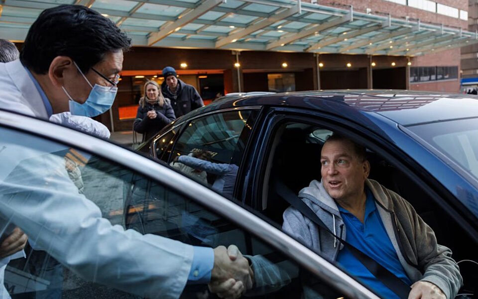 nguoi-my-song-lau-nhat-voi-than-lon-tro-lai-hanh-trinh-chay-than