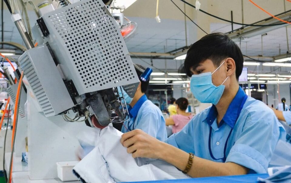 tu-‘ong-lon’-nganh-may,-gio-garmex-sai-gon-trong-cay-vao-san-pickleball