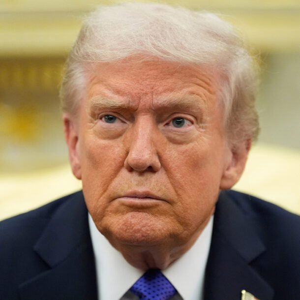 ‘quan-bai-tay’-ong-trump-muon-kich-hoat-de-mo-cua-chinh-phu