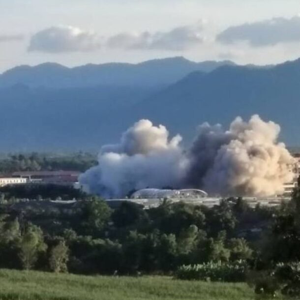 thai-lan-bat-1.600-nguoi-tron-khoi-khu-lua-dao-bi-danh-bom-o-myanmar