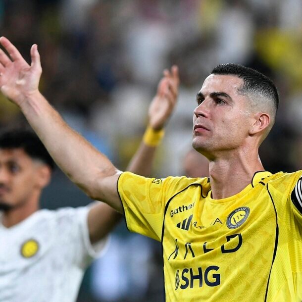 ronaldo-tuyen-bo:-‘messi-khong-gioi-hon-toi’