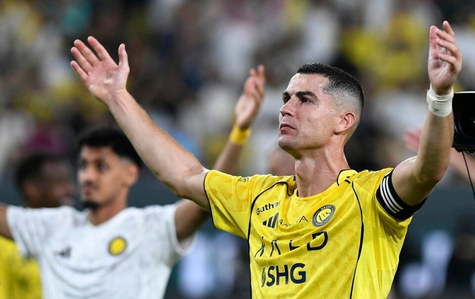 ronaldo-tuyen-bo:-‘messi-khong-gioi-hon-toi’