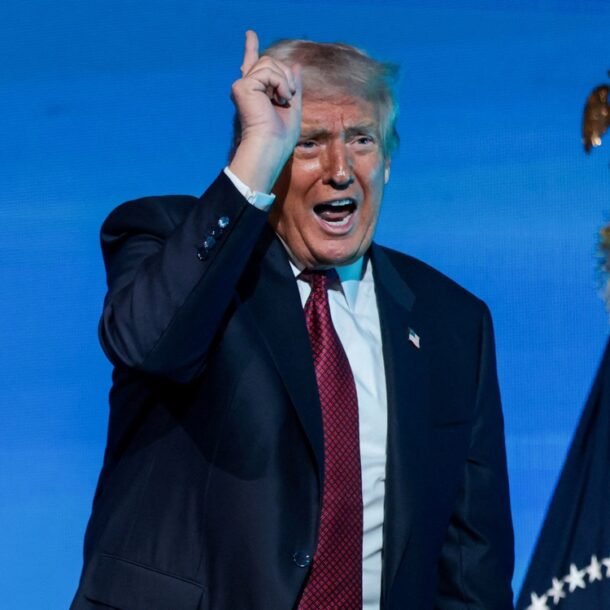 ong-trump-keu-goi-bo-thu-tuc-‘cau-gio’-giua-luc-chinh-phu-te-liet,-dang-cong-hoa-chia-re