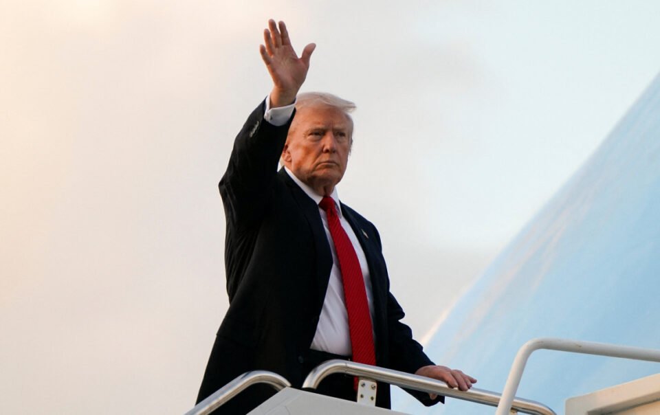 nghi-si-florida-muon-co-‘san-bay-donald-trump’