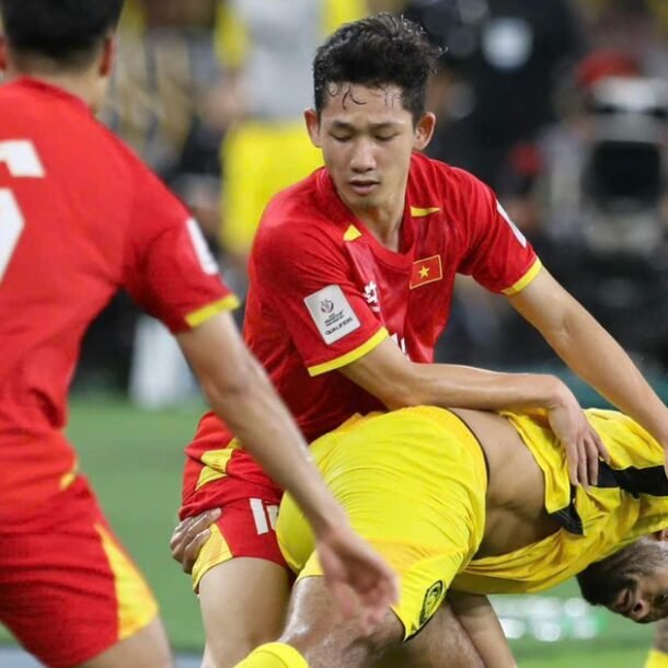 13-quan-chuc-fam-bi-doi-phai-tu-chuc-lap-tuc,-khong-duoc-kien-fifa:-tham-hoa-da-‘kich-tran’