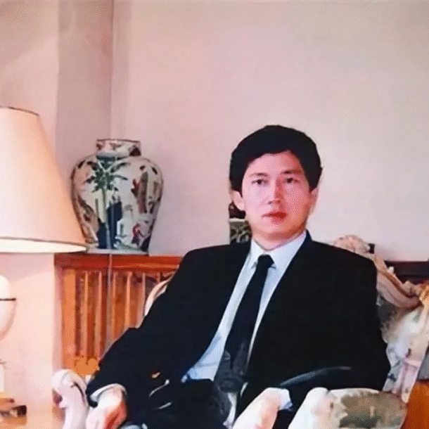 cuoc-doi-bi-kich-cua-‘ty-phu-an-bam’