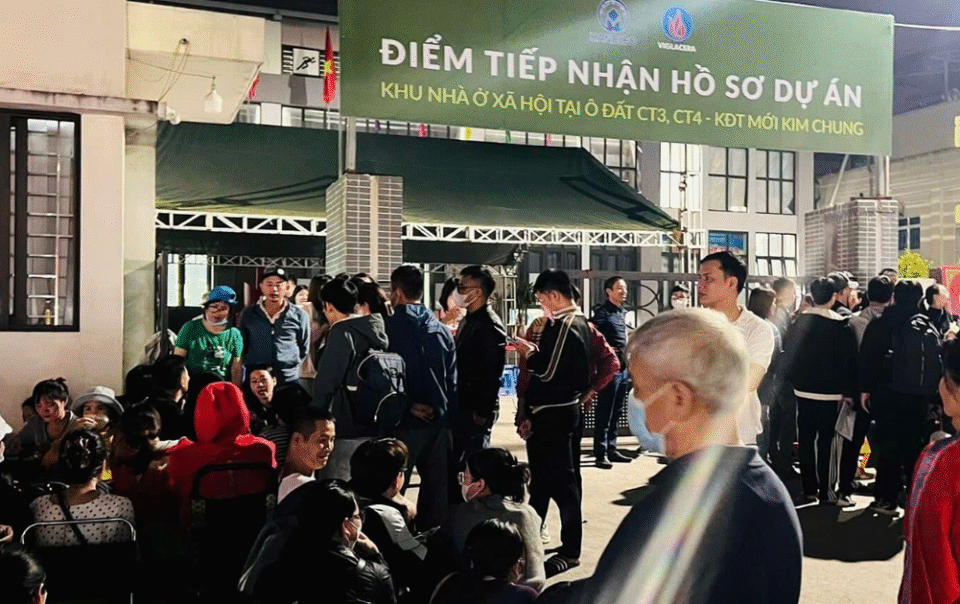 vu-xuyen-dem-cho-mua-nha-o-xa-hoi:-khong-chap-nhan-thu-tu-nop-ho-so-nguoi-dan-tu-lap