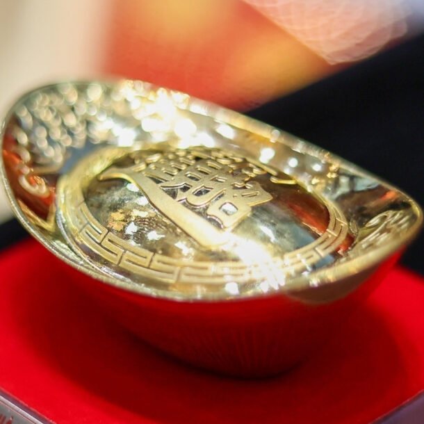 gia-vang-hom-nay-18/11/2025:-dong-loat-tut-doc,-giam-toi-1,2-trieu-dong/luong