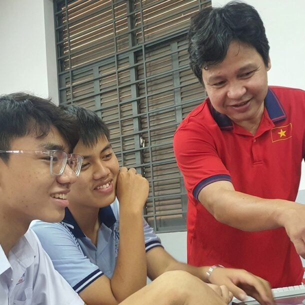 tp.hcm-cong-bo-50-nha-giao-dien-hinh-giai-doan-1975-2025