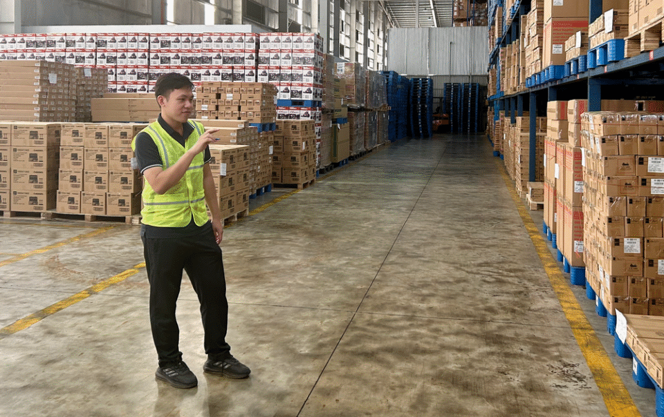 dao-tao-chuan-nghe-logistics-va-su-ho-tro-tu-uc