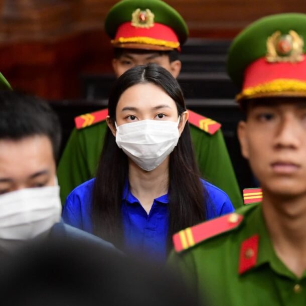 tong-giam-doc-cong-ty-sen-vang-vang-mat-tai-phien-toa-xet-xu-hoa-hau-thuy-tien