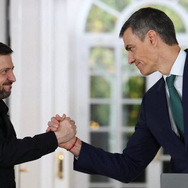 tin-tuc-the-gioi-19-11:-ukraine-ban-ten-lua-atacms-vao-nga;-ho-so-epstein-bi-buoc-cong-bo-day-du