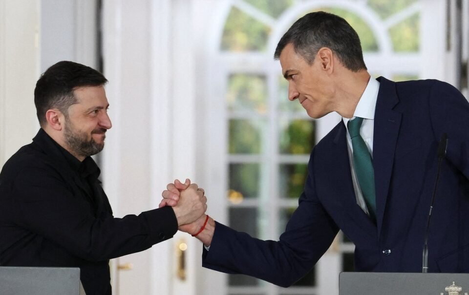 tin-tuc-the-gioi-19-11:-ukraine-ban-ten-lua-atacms-vao-nga;-ho-so-epstein-bi-buoc-cong-bo-day-du