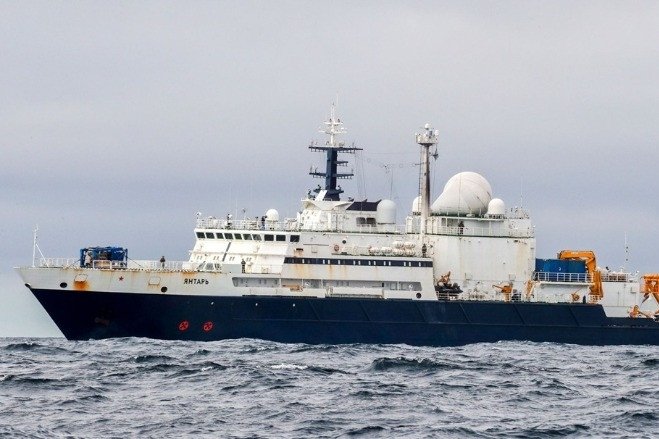 nga-noi-ve-cao-buoc-tau-xam-pham-lanh-hai-anh,-chieu-laser-vao-phi-cong