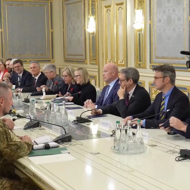 my-to-ukraine-lam-lo-tieu-cuc-cua-ke-hoach-28-diem,-quan-nga-tien-vao-siversk