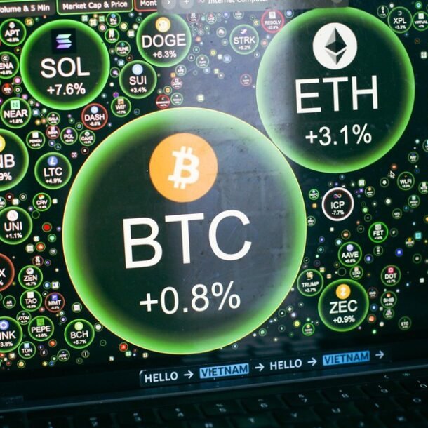 gia-bitcoin-hom-nay-2411.2025:-btc-tren-da-phuc-hoi-tot