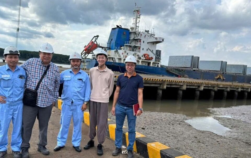 hop-tac-quoc-te-–-buoc-di-vung-chac-cua-thep-mien-nam