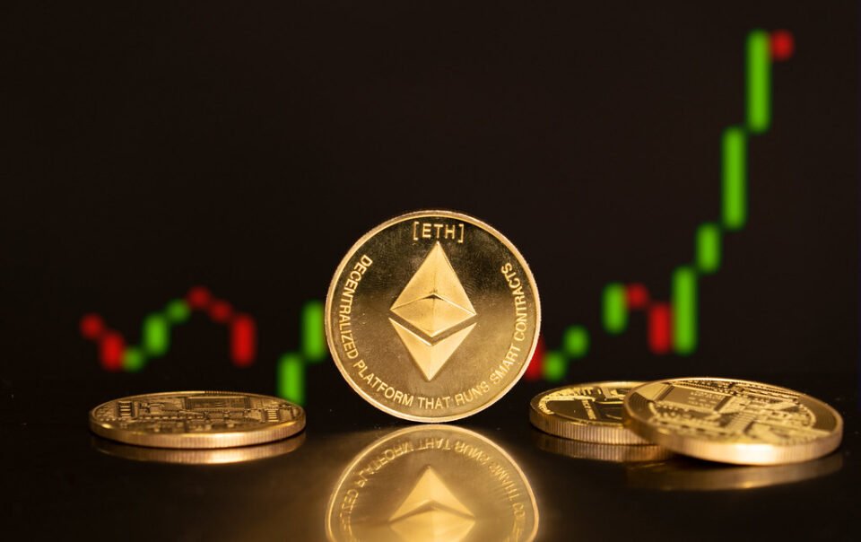 on-chain-metric-tips-ethereum-to-form-price-bottom-below-$2,000-–-here’s-why
