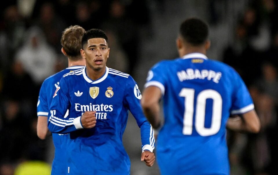 bellingham-cuu-real-madrid-khoi-tran-thua-be-mat