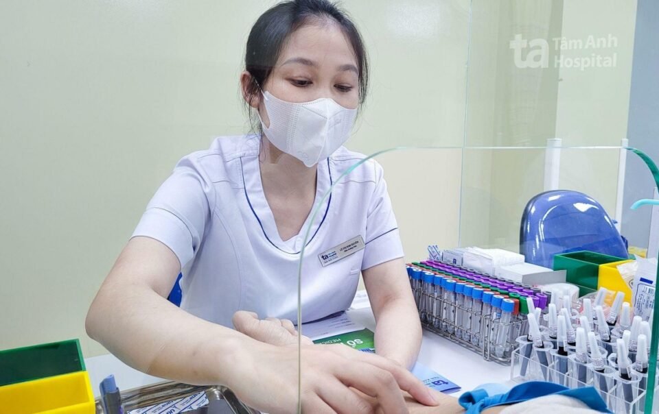 kham-suc-khoe-tien-hon-nhan,-cap-doi-cung-mang-gene-teo-co-tuy