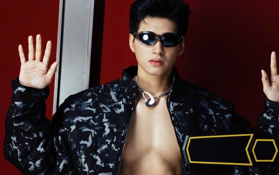 my-nam-viet-gay-chu-y-khi-lien-tiep-gop-mat-o-3-phim-tram-ti