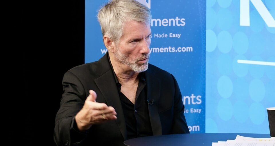 bitcoin-giant-strategy-skips-bitcoin-buy-with-stock-down-67%-from-peak