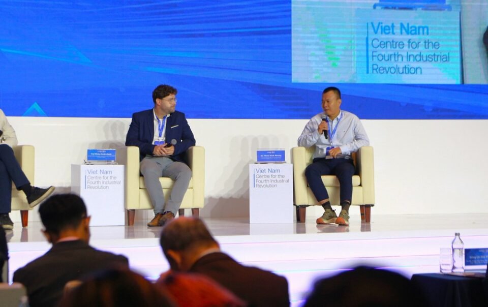 one-mount:-tu-chu-cong-nghe-loi-de-kien-tao-ha-tang-so-cho-nen-kinh-te