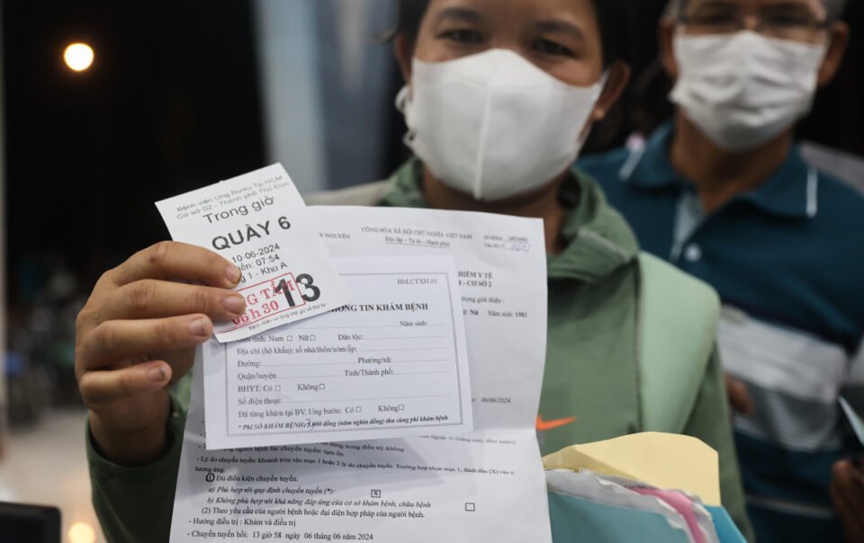 76-loai-thuoc-moi-duoc-bhyt-chi-tra,-uu-tien-thuoc-tri-ung-thu