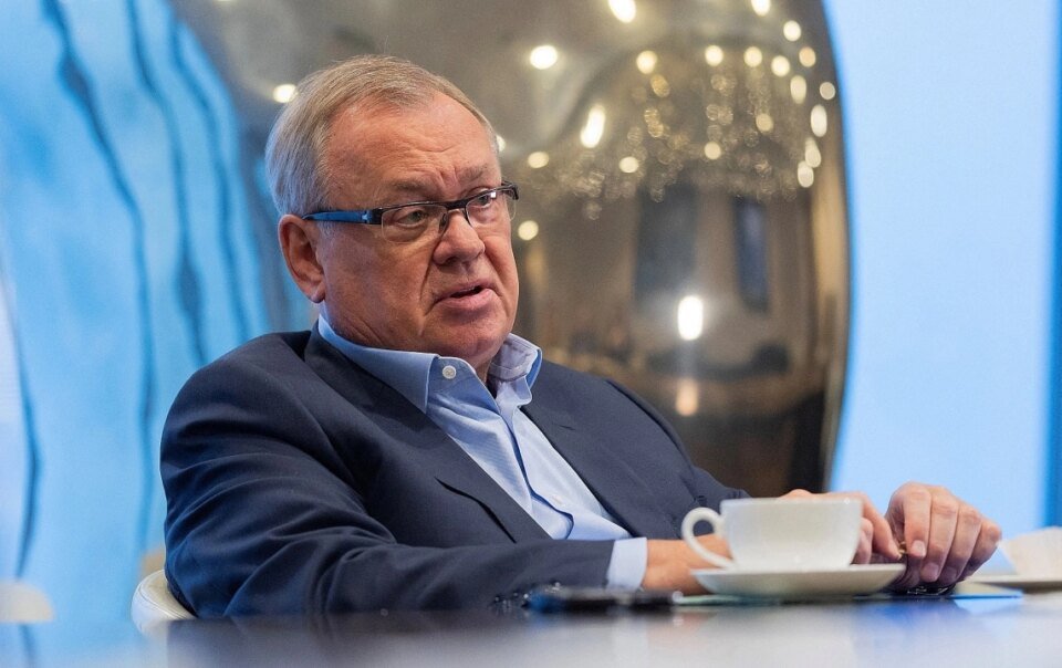 nga-se-kien-nua-the-ky-neu-eu-tich-thu-tai-san