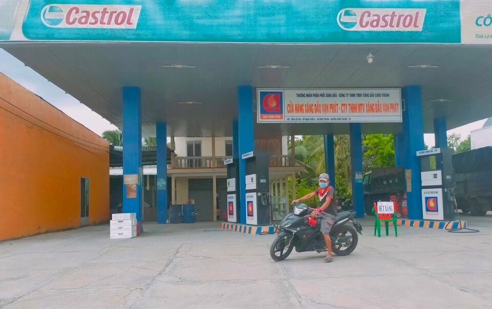 cac-cay-xang-tren-dia-ban-tinh-dong-thap-phai-mo-cua-ban-it-nhat-12-gio-moi-ngay