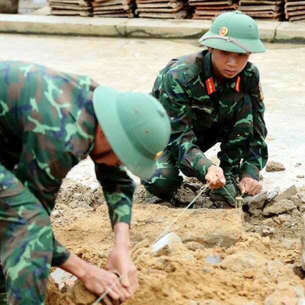 khoi-cong-dung-lai-nha-cho-nguoi-dan-vung-lu