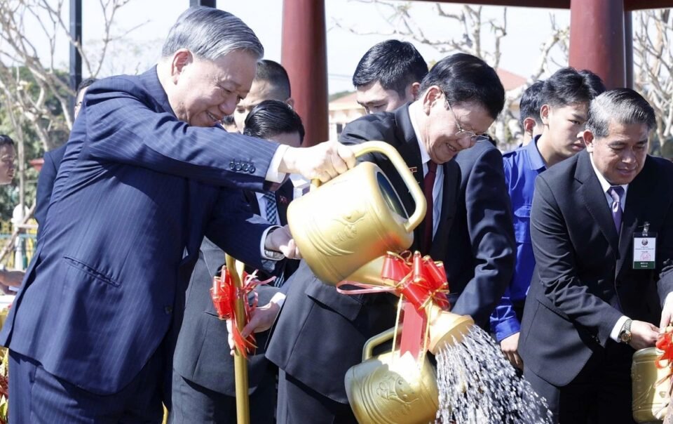 tam-quan-trong-cua-su-‘gan-ket-chien-luoc’