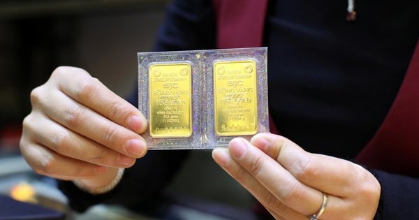 gi&aacute;-v&agrave;ng-h&ocirc;m-nay-312.2025:-v&agrave;ng-mieng-sjc-cao-hon-the-gioi-20,5-trieu-dong/luong