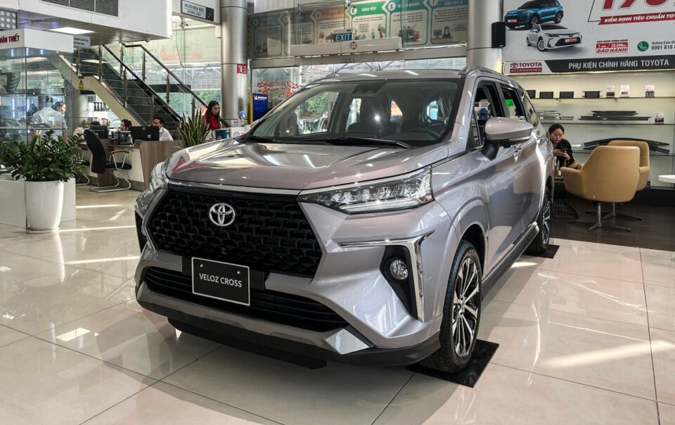 toyota-veloz-giam-gia-hon-70-trieu-dong