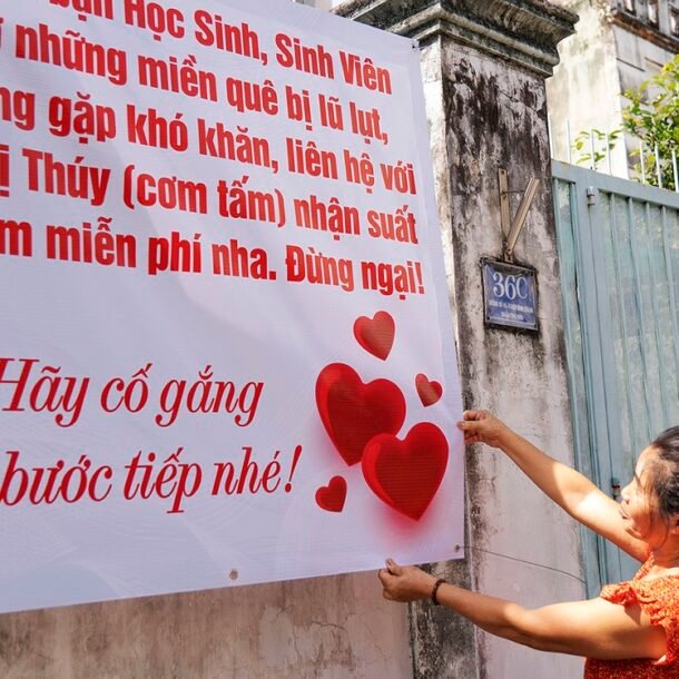 nghia-dong-bao-–-ky-cuoi:-nhung-dua-con-vung-lu-duoc-se-chia-yeu-thuong