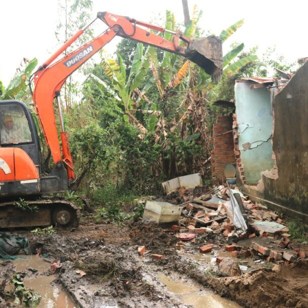 khanh-hoa-dong-loat-trien-khai-‘chien-dich-quang-trung’-xay-moi,-sua-chua-nha-cho-dan-vung-lu