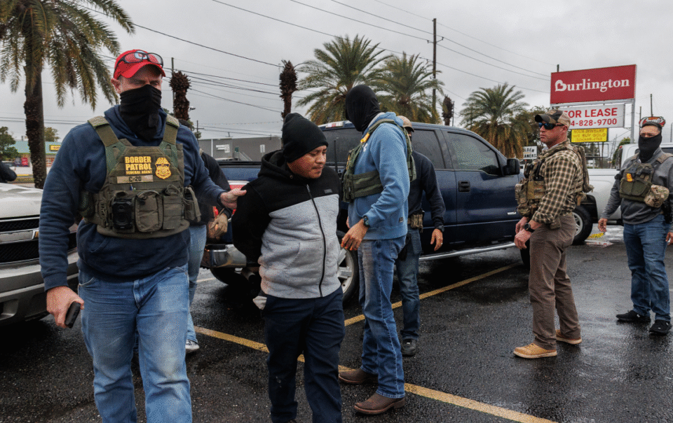 nguoi-goc-viet-thap-thom-voi-chien-dich-truy-quet-nhap-cu-o-new-orleans