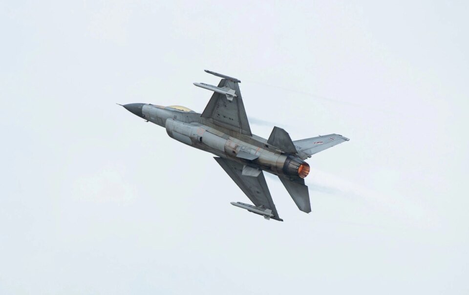 f-16-thai-lan-‘tan-cong-muc-tieu’-o-bien-gioi-voi-campuchia